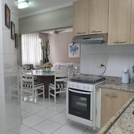 瓜鲁雅Apartamento completo na calçada da praia公寓 外观 照片
