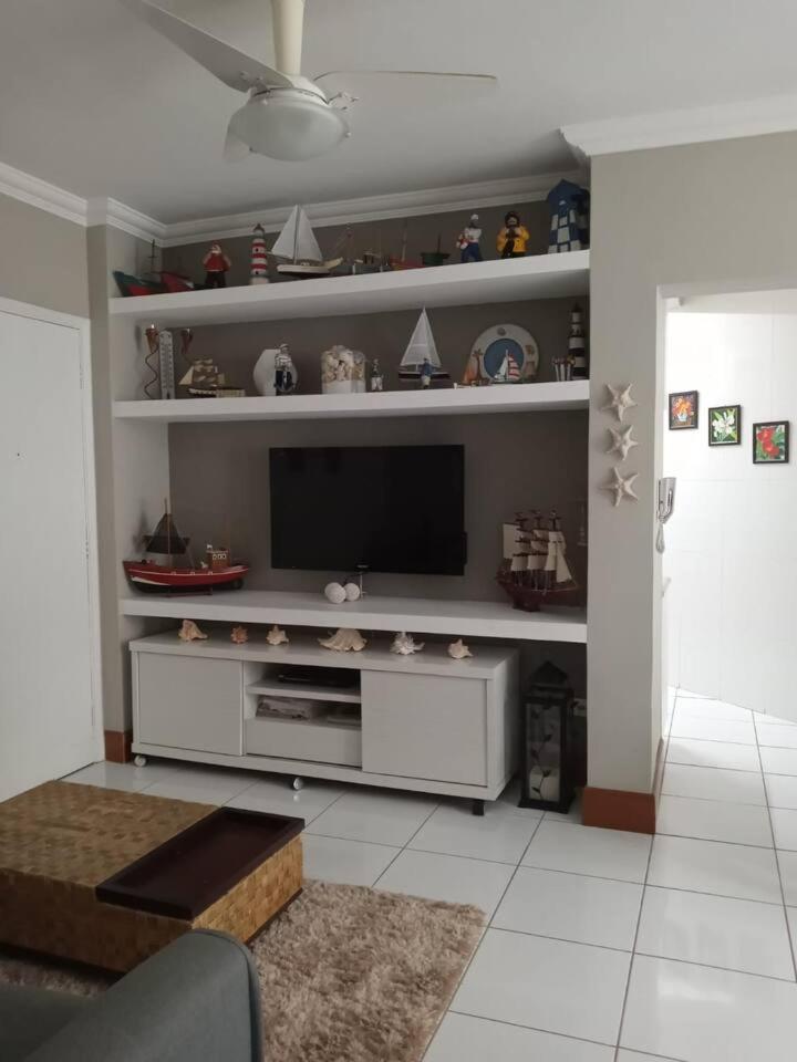 瓜鲁雅Apartamento completo na calçada da praia公寓 外观 照片