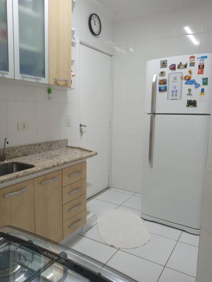 瓜鲁雅Apartamento completo na calçada da praia公寓 外观 照片
